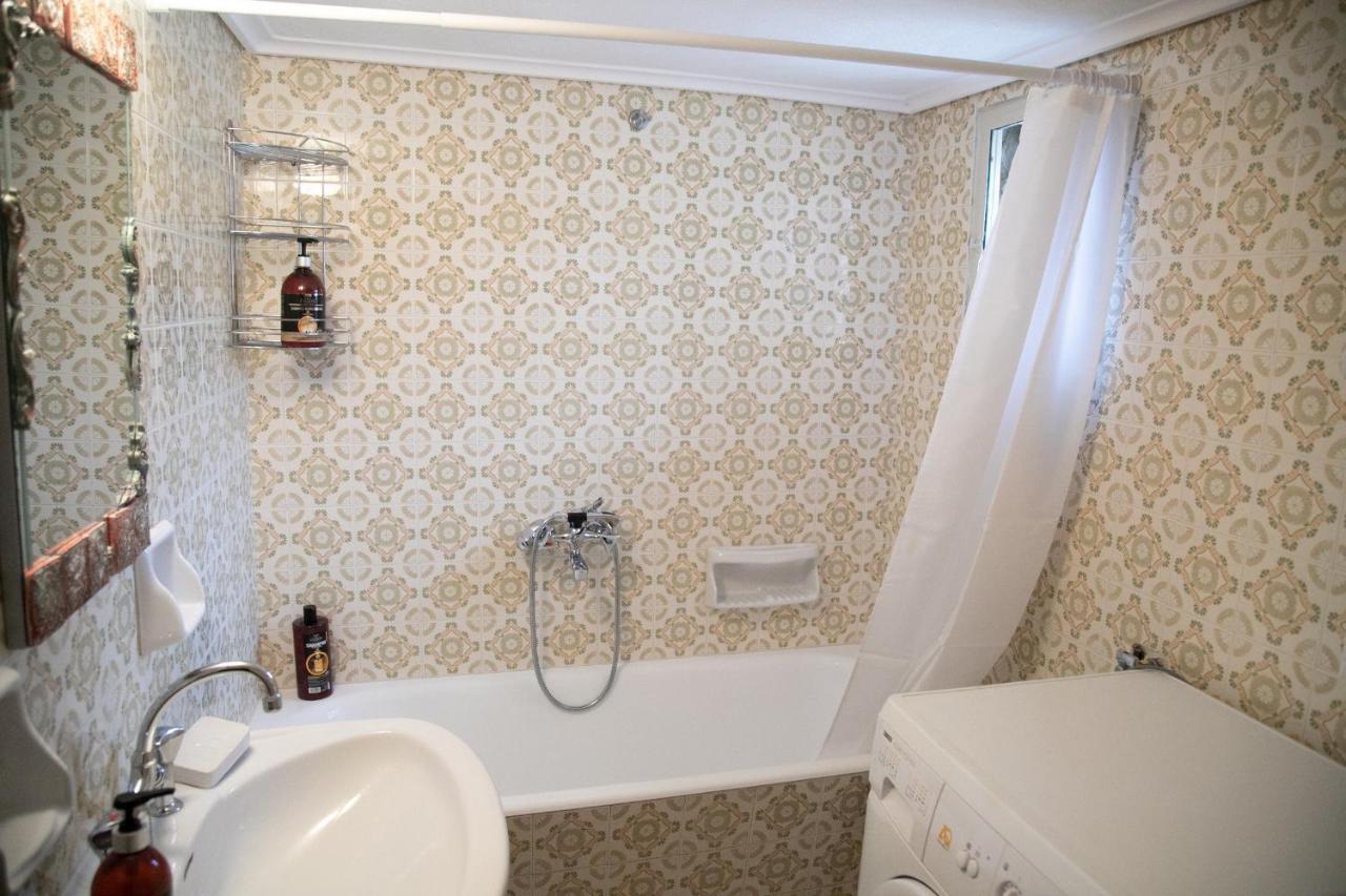 Apartment Gerolimin Blue Yerolimin